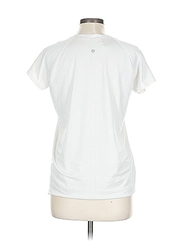 Lululemon Athletica Short Sleeve T-Shirt (view 2)