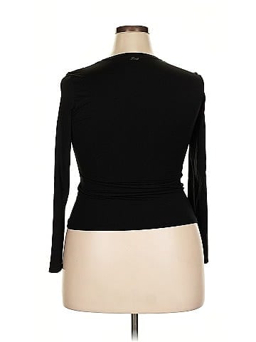 Victoria's Secret Pink 3/4 Sleeve T-Shirt (view 2)