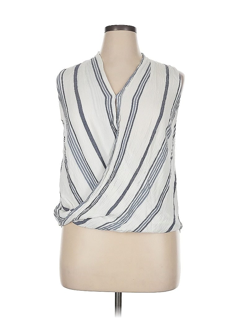 LIZ CLAIBORNE Pre-owned Sleeveless Blouse In Silver