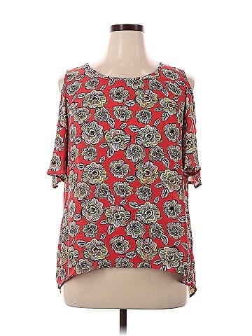 Kut from the Kloth Short Sleeve Blouse (view 1)