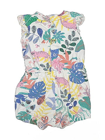 H&M Short Sleeve Outfit (view 2)
