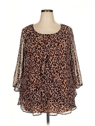 Roz & Ali 3/4 Sleeve Blouse (view 1)