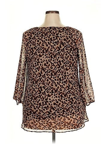 Roz & Ali 3/4 Sleeve Blouse (view 2)