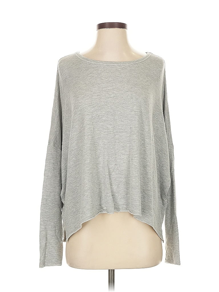 Click to view more detailed imagery on our partner's website Pre-owned Athleta Long Sleeve T-shirt In Gray