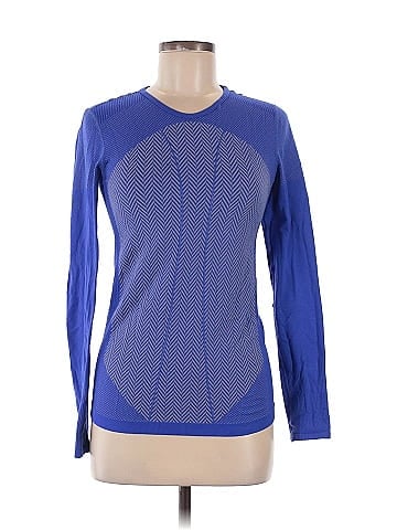 Fabletics Long Sleeve T-Shirt (view 1)