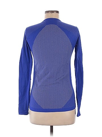 Fabletics Long Sleeve T-Shirt (view 2)