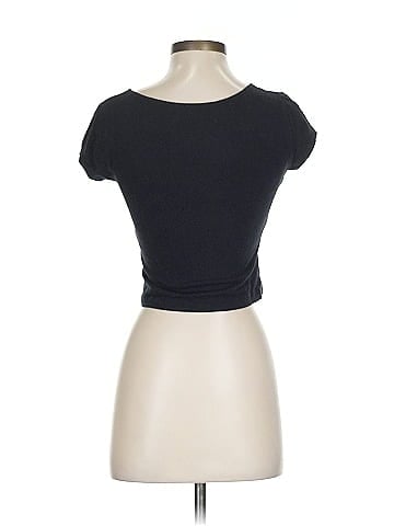 Charlotte Russe Short Sleeve T-Shirt (view 2)