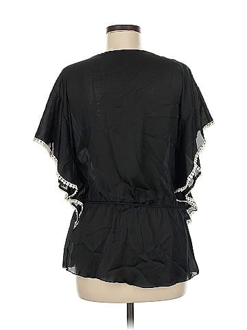 Everly Short Sleeve Blouse (view 2)