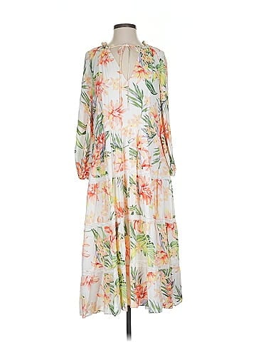 Alice + Olivia Casual Dress (view 1)
