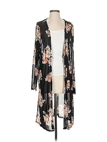Blāshe Kimono (view 1)
