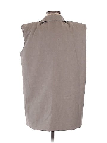 PrettyLittleThing Vest (view 2)