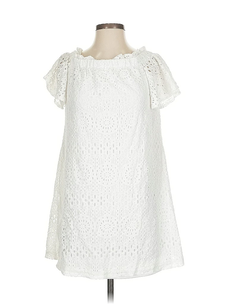 Pre-owned A.n.a. A New Approach Casual Dress In White