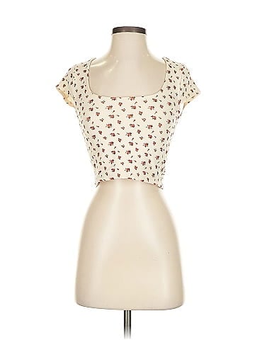 Live in the Moment Short Sleeve Top (view 1)