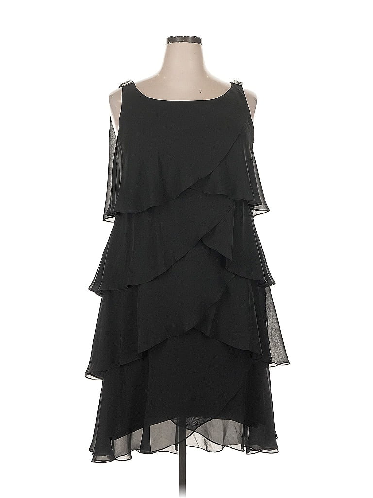 black v neck maxi dress V-Neck with Dolman Sleeves A woman in a Size:us:2 luxury