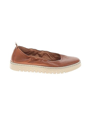 Vionic Flats (view 1)