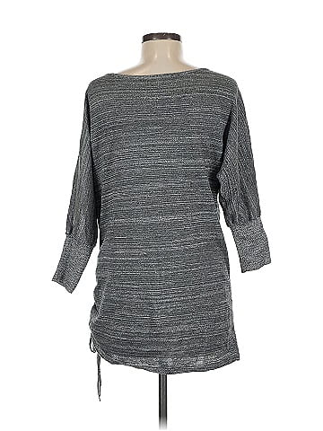 Express 3/4 Sleeve Top (view 2)