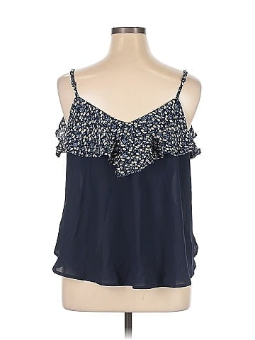Shein Curve Sleeveless Blouse (view 2)