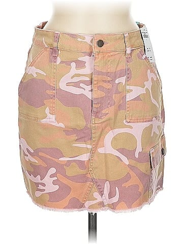 Hollister Casual Skirt (view 1)