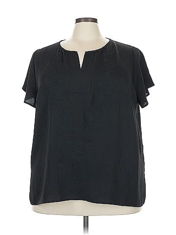 Liz Claiborne Career Short Sleeve Blouse (view 1)