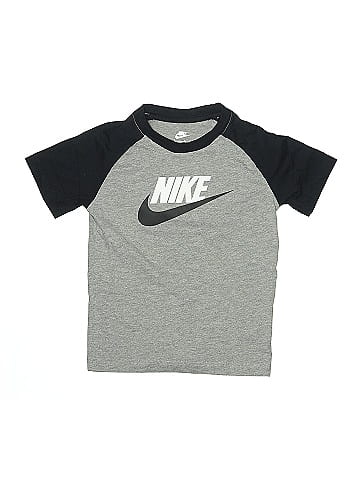 Nike Short Sleeve T-Shirt (view 1)