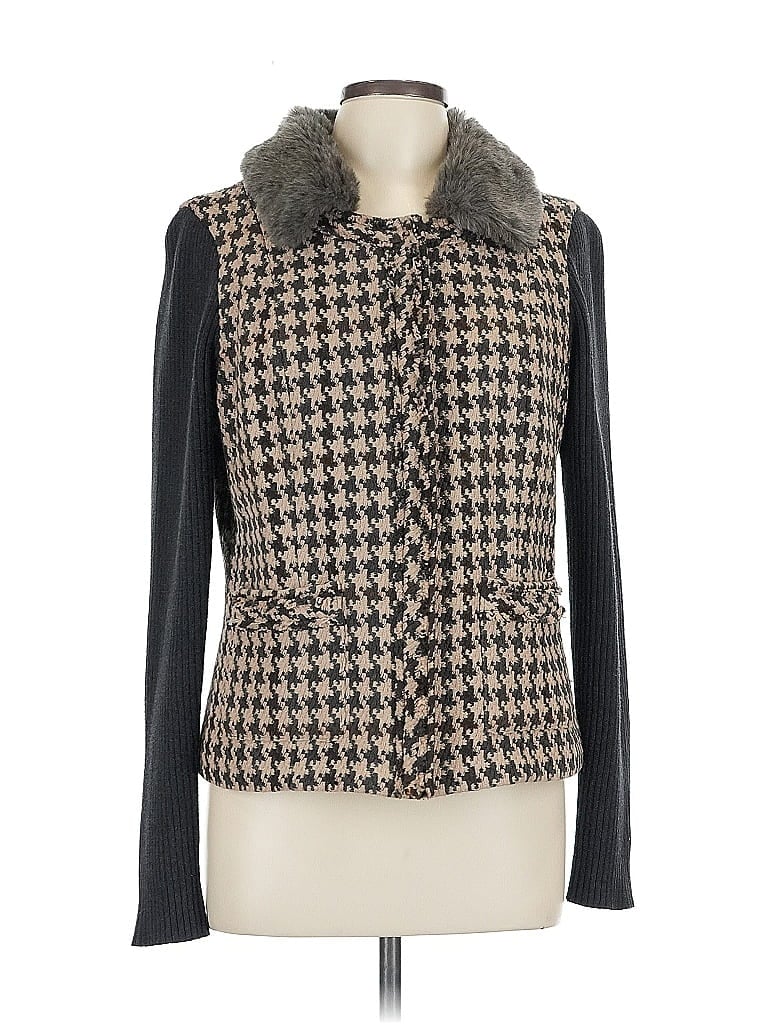 Click to view more detailed imagery on our partner's website Pre-owned Cabi Vest In Brown