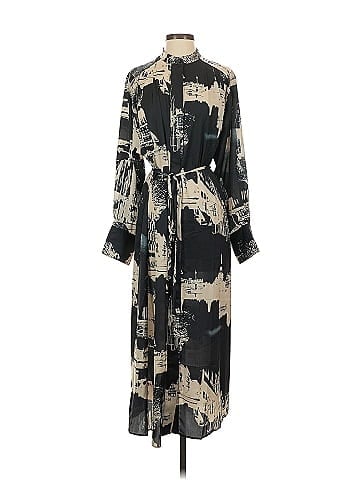 H&M Casual Dress (view 1)