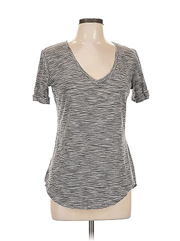 Lululemon Athletica Short Sleeve T-Shirt (view 1)