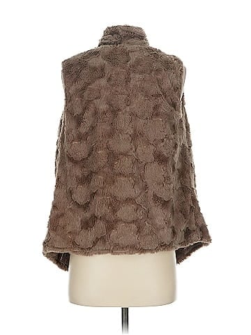 Elevenses Faux Fur Vest (view 2)