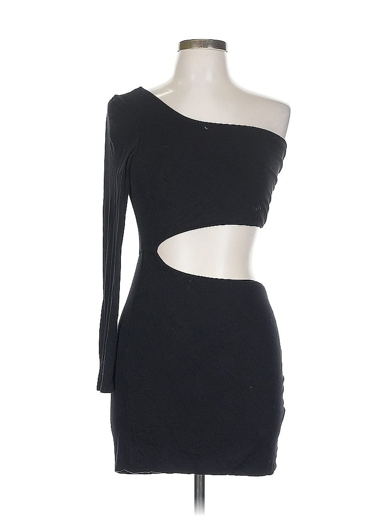 Pre-owned Fashion Nova Casual Dress In Black