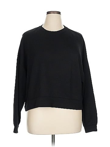 Scoop Long Sleeve T-Shirt (view 1)
