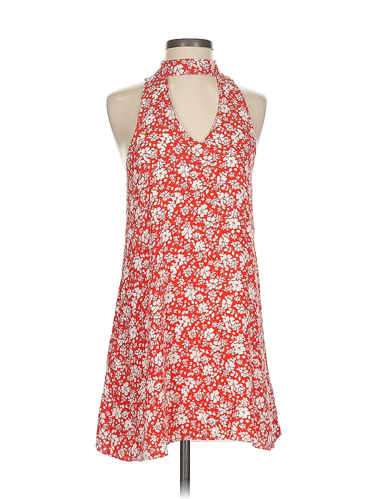 Click to view more detailed imagery on our partner's website Pre-owned Lulus Casual Dress In Red