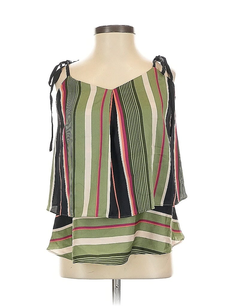 Pre-owned Banana Republic Sleeveless Blouse In Green