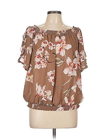 7th Avenue Design Studio New York & Company Short Sleeve Blouse (view 1)