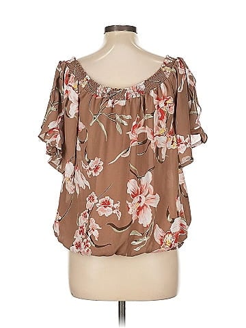 7th Avenue Design Studio New York & Company Short Sleeve Blouse (view 2)