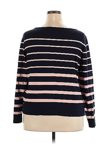 Liz Claiborne Pullover Sweater (view 2)