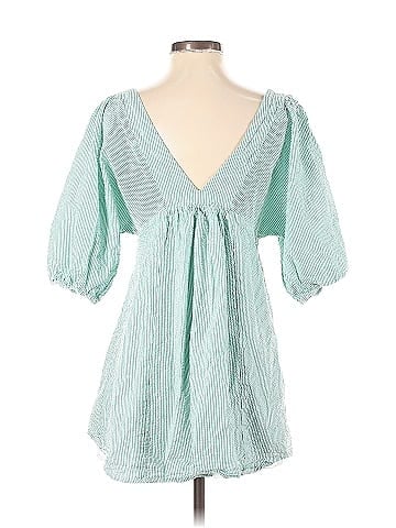 Urban Outfitters 3/4 Sleeve Blouse (view 2)