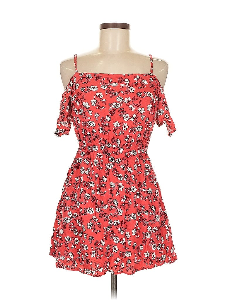 Pre-owned Divided By H&m Casual Dress In Red