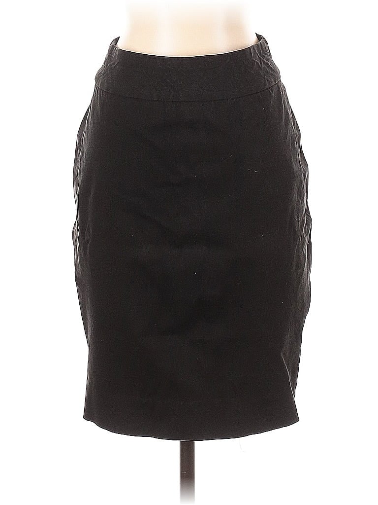 Click to view more detailed imagery on our partner's website Pre-owned Banana Republic Formal Skirt In Black