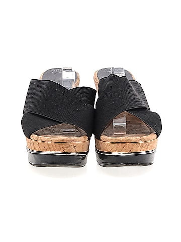 Donald J Pliner Sandals (view 2)