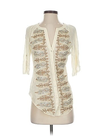 Tiny 3/4 Sleeve Blouse (view 1)