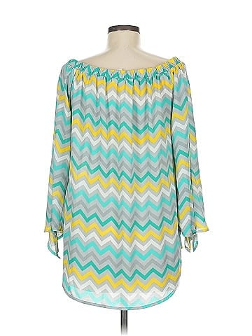 Tacera 3/4 Sleeve Blouse (view 2)