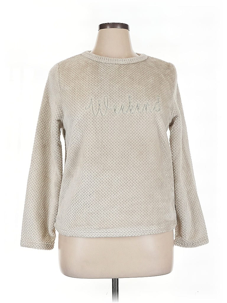 Assorted Brands Pullover Sweater In White