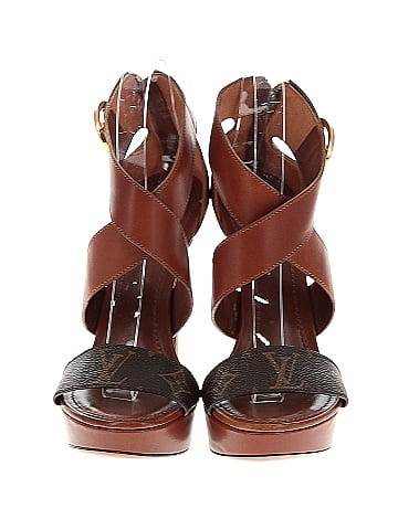 Louis Vuitton Heels (view 2)