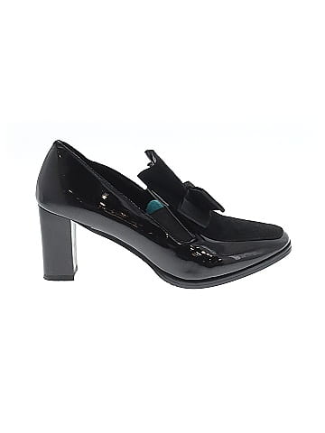 Unbranded Flats (view 1)