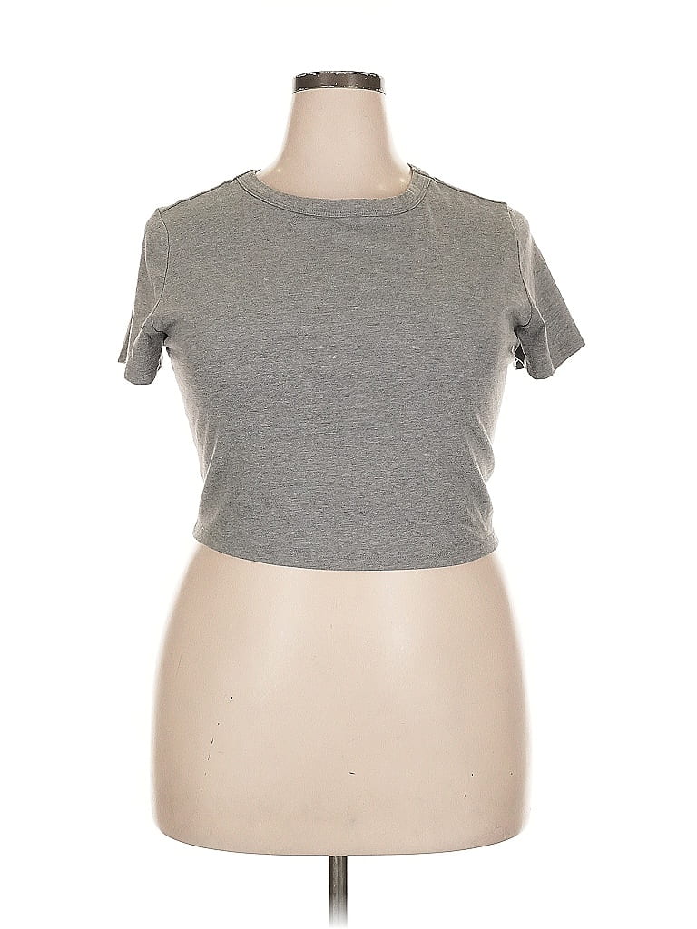 WILD FABLE Pre-owned Short Sleeve T-shirt In Gray