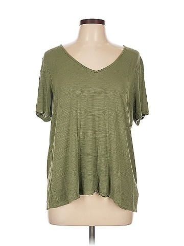 Old Navy Short Sleeve T-Shirt (view 1)
