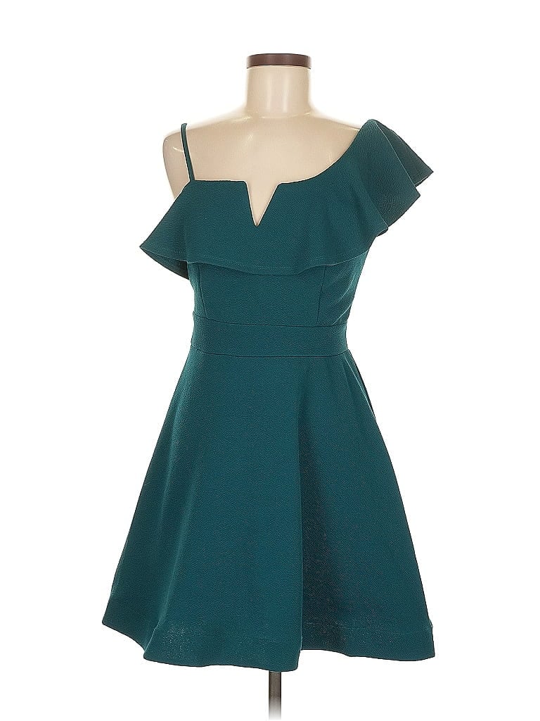 Pre-owned Teeze Me Cocktail Dress In Blue