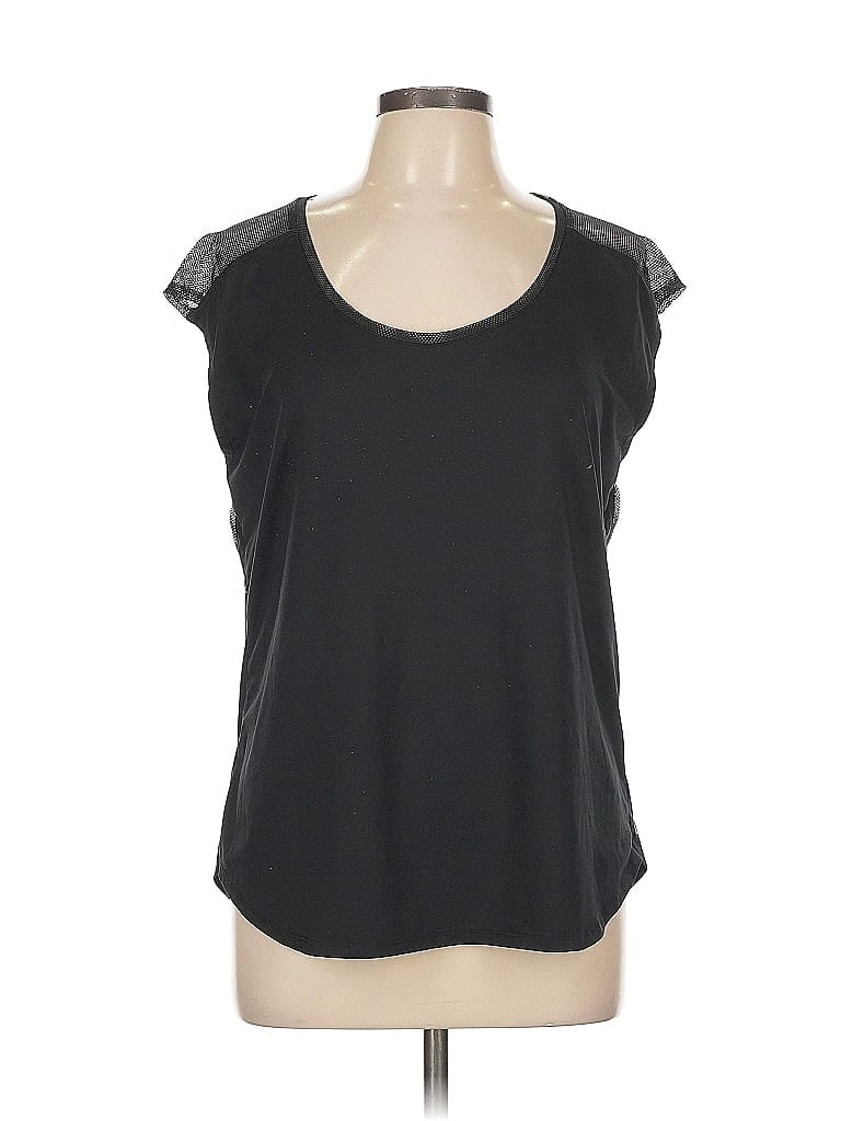 Pre-owned Fabletics Sleeveless T-shirt In Black