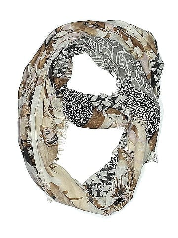 Isa & Stef Scarf (view 1)