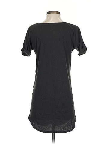 Victoria's Secret Short Sleeve T-Shirt (view 2)